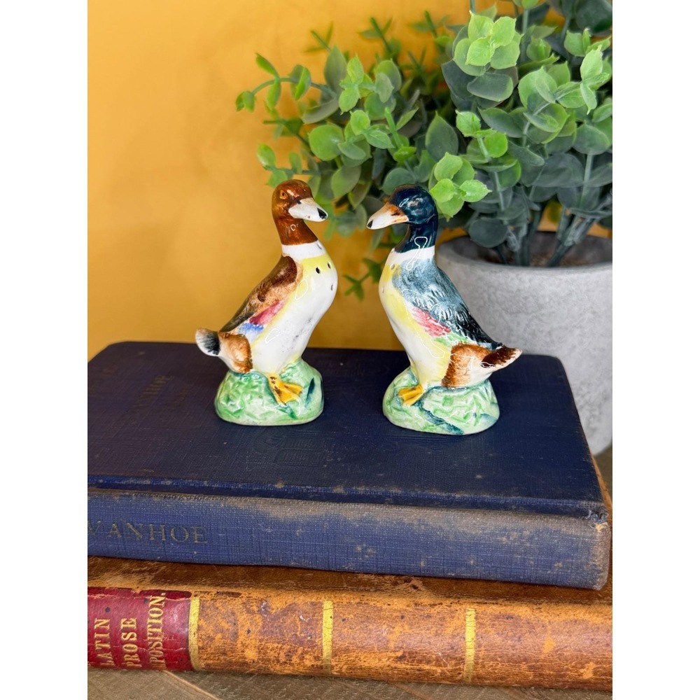 Vintage Mallard Duck Salt and Pepper Shakers Ceramic Japan Hand Painted Set
